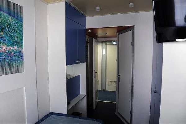 Каюта Стандарт 2M на т/х Антон Чехов Изображение 2