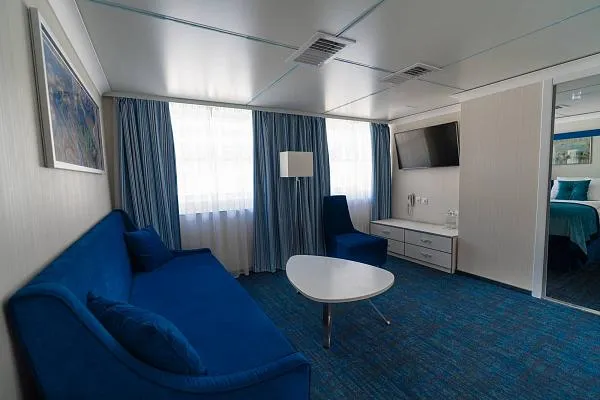 Каюта Люкс двухкомнатный 2М+ на т/х Антон Чехов Изображение 4