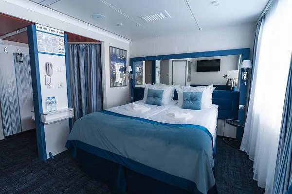 Каюта Люкс 2М+ на т/х Антон Чехов Изображение 4