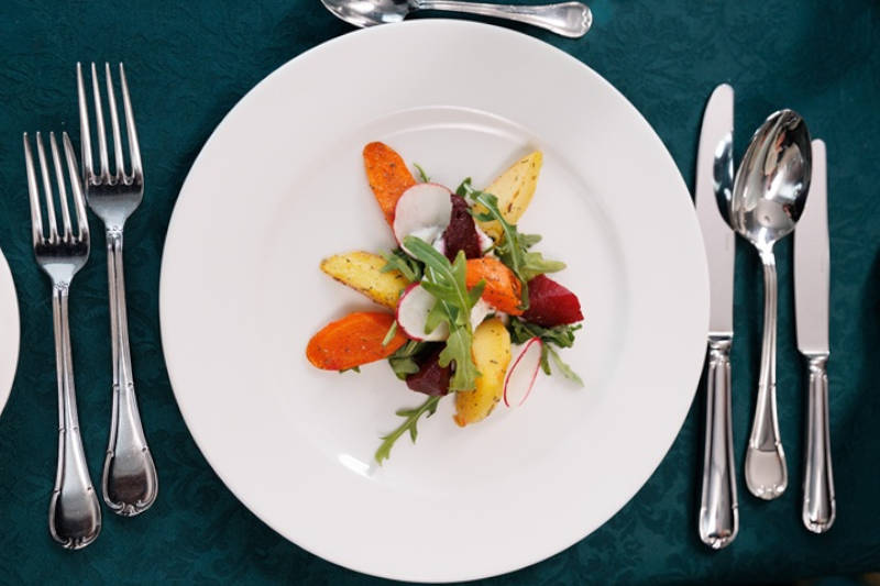 Гастрономическое путешествие начинается на борту: шеф‑повара круизной компании «Донинтурфлот» представляют новые блюда сезона