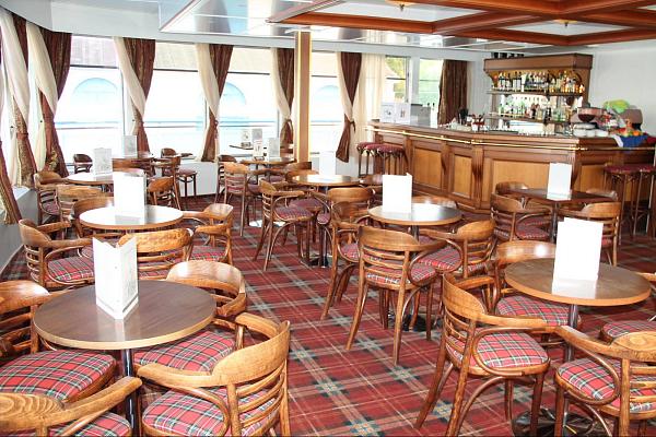 Еплоход-пансионат «иван бунин». Теплоход бунин навигация 2024. Теплоход бунин навигация 2024. Иван бунин теплоход люкс двухкомнатный. Теплоход иван бунин.